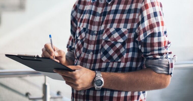 A property investor using a property checklist - ECF