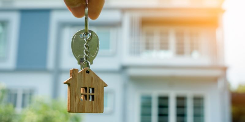 A set of keys to an investment rental property - ECF