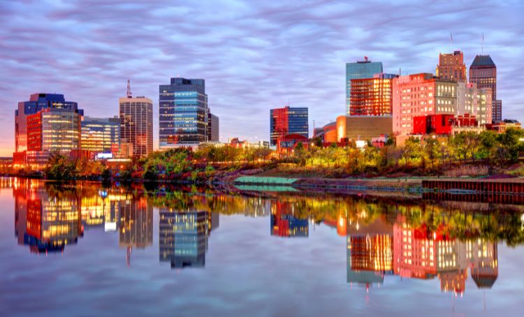 commercial property on the new jersey skyline