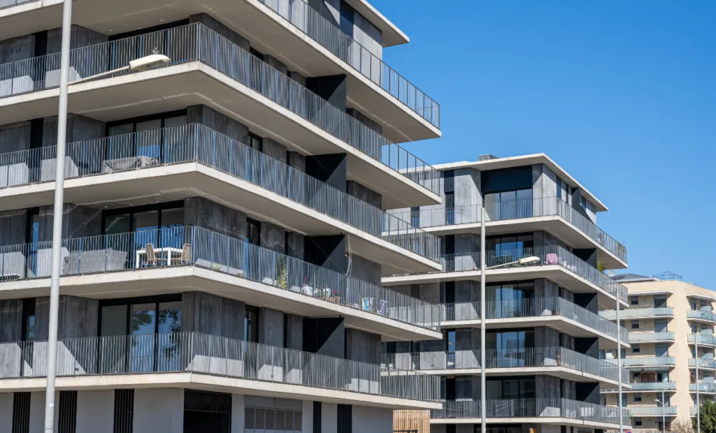 A large multi-family property in the sunshine - Express Capital Financing
